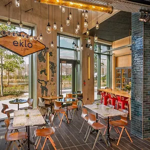 Hotel Eklo Lyon, Vénissieux